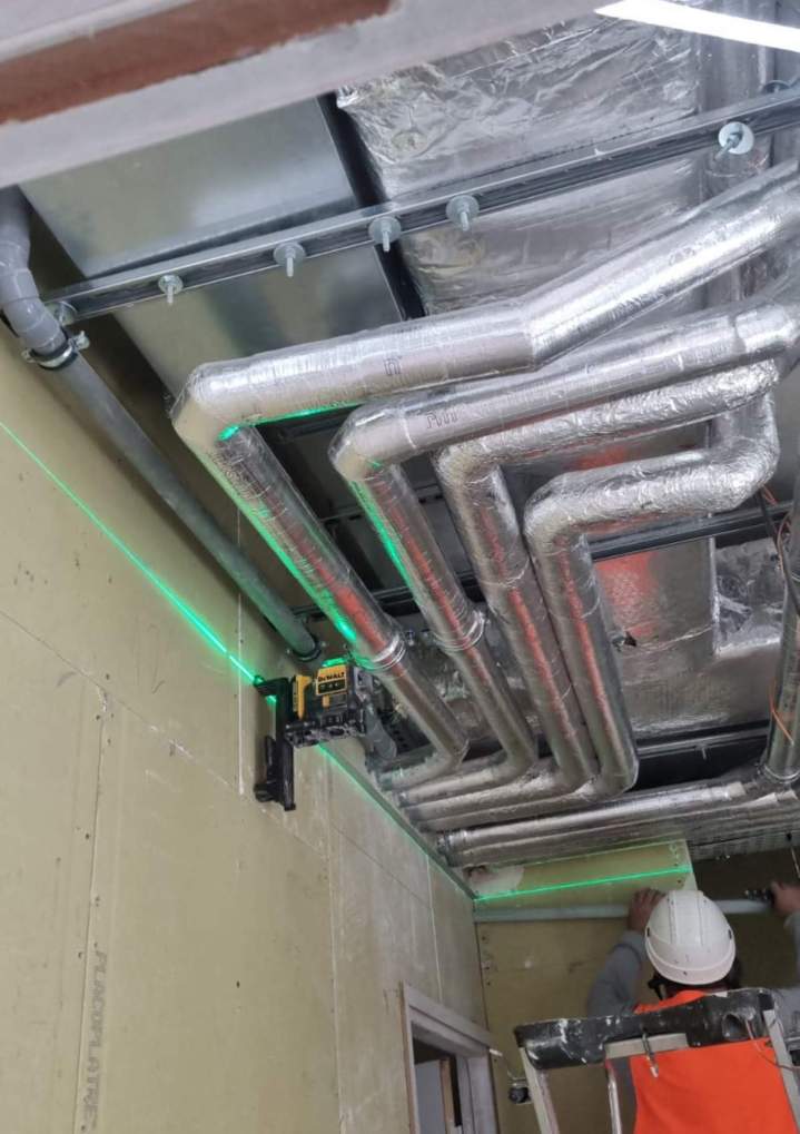 Installation de réseau de distribution pour climatisation Paris